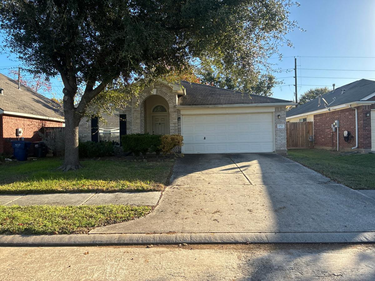 Catarina Cir, Houston, TX 77084