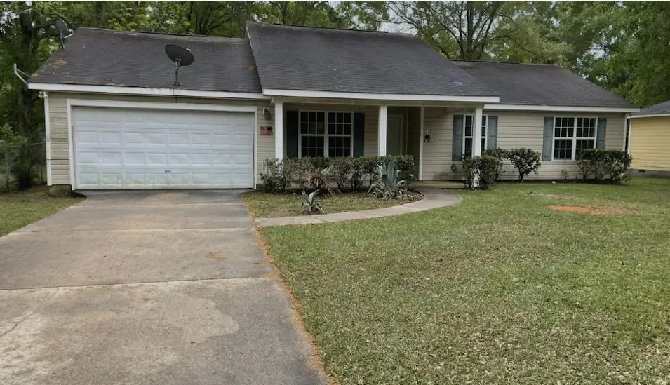 3716 Barnett Ave Moss Point, MS 39563, Jackson County