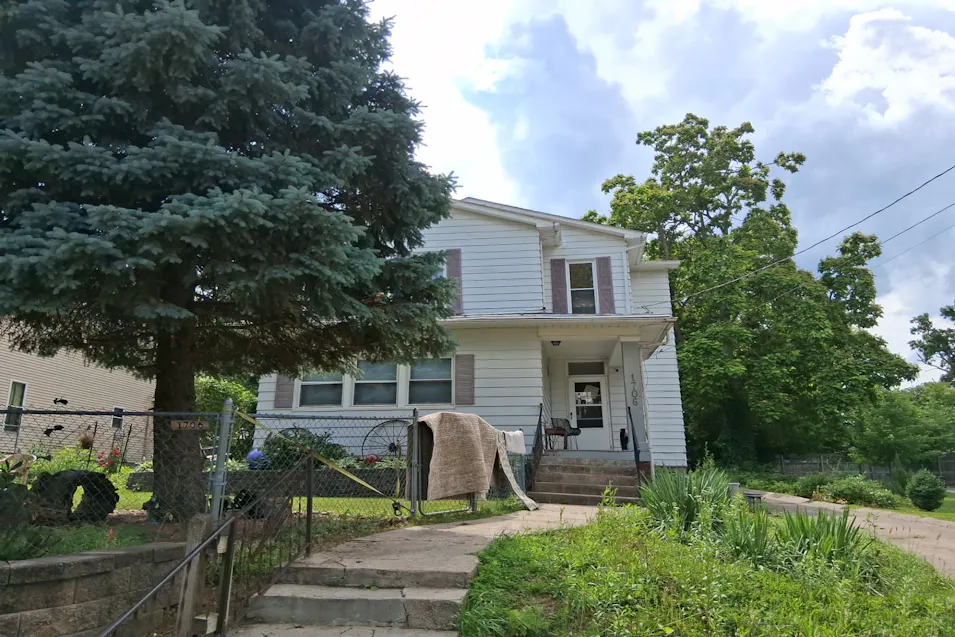 1706 Arlington Ave Des Moines, IA 50314, Polk County