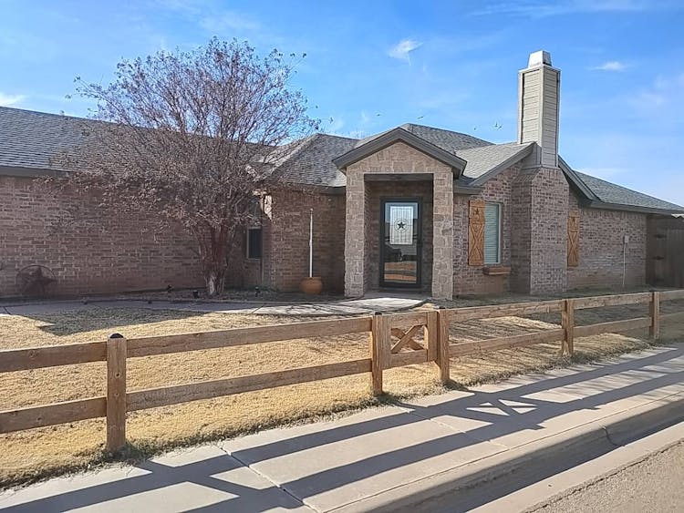 7902 Avenue L Lubbock, TX 79423, Lubbock County