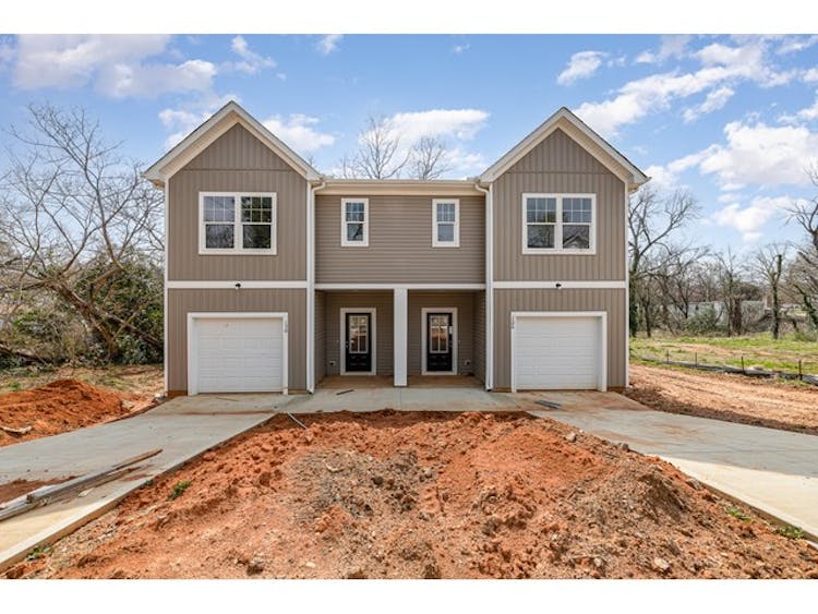 126 & 130 E Bell Street Statesville, NC 28677, Catawba County