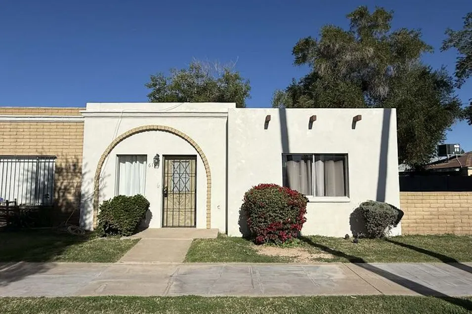 619 N Pioneer Cir Mesa, AZ 85203, Maricopa County