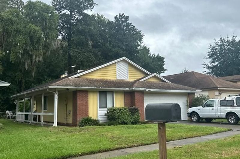 4315 Lake Woodbourne Dr photo 3