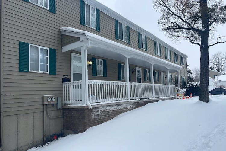 1624 Peppertree Lansing, MI 48912, Ingham County