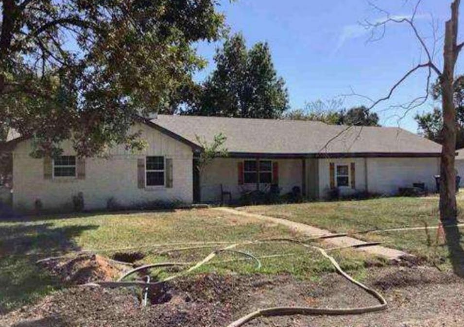 901 Crestview Dr Kaufman, TX 75142, Kaufman County