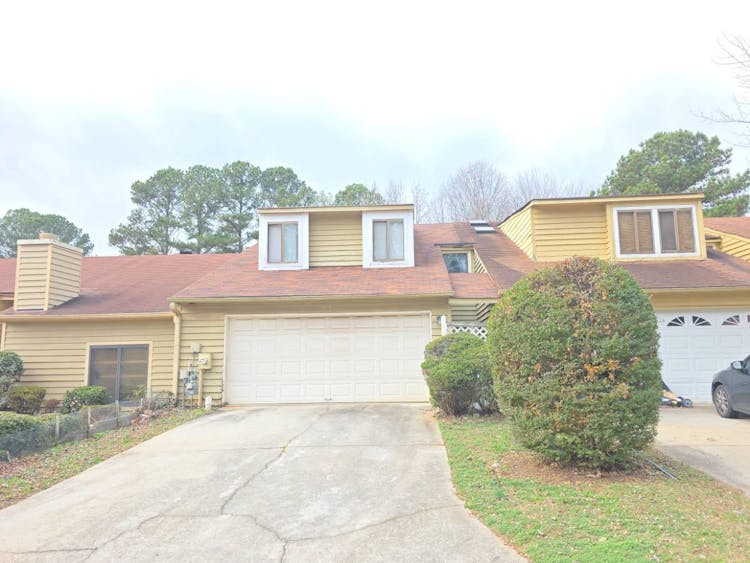 1609 Burnstone Dr Stone Mountain, GA 30088, Dekalb County