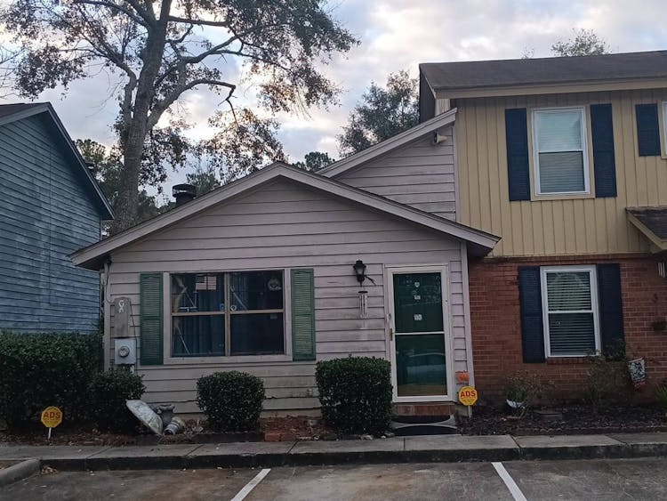 4 Seagull Ln Savannah, GA 31419, Chatham County