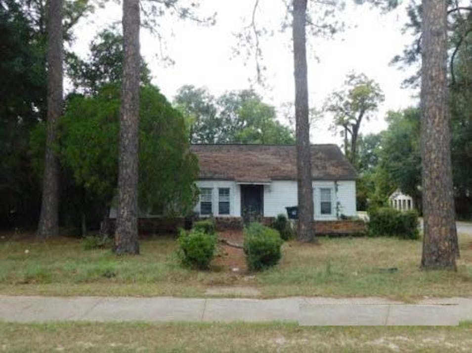 270 Peachtree St Camilla, GA 31730, Mitchell County