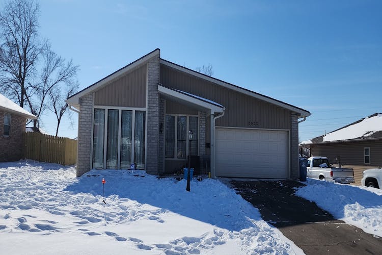 2022 E 24th St Joplin, MO 64804, Jasper County