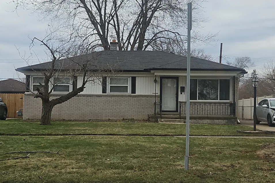 29696 Tamarack Dr Flat Rock, MI 48134, Wayne County