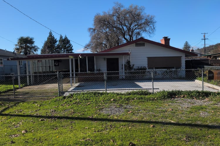 3566 Lakeshore Blvd Nice, CA 95464, Lake County