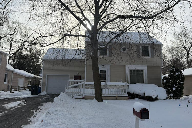 1009 Red Oak Ln Appleton, WI 54915, Outagamie County