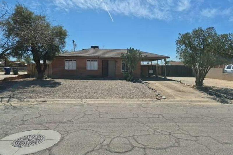 Calle Silvosa , Tucson, AZ 85711