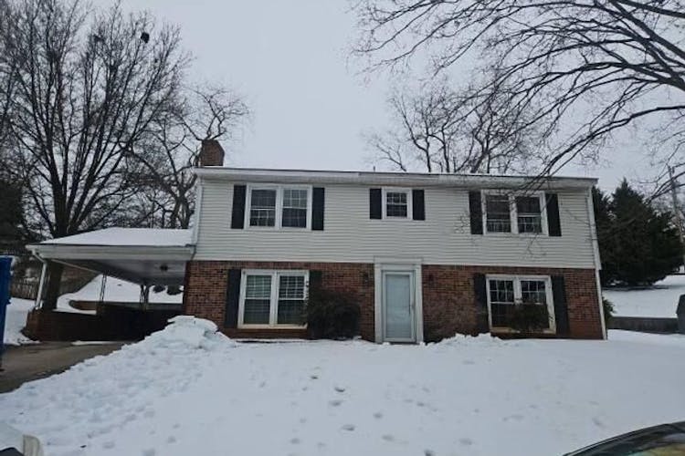 441 Aragona Dr Vinton, VA 24179, Roanoke County