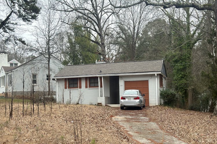 1985 Cummings Dr SW Atlanta, GA 30311, Fulton County