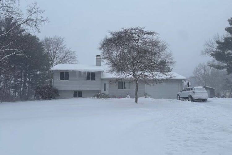 33764 Judy Lane Niles, MI 49120, Cass County