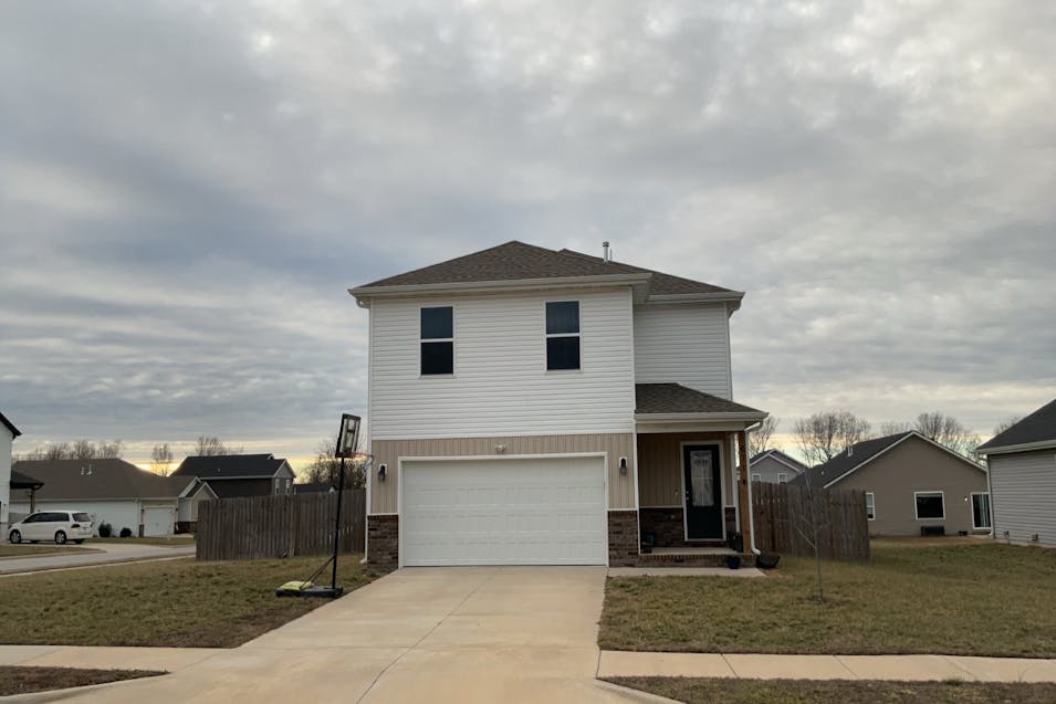 571 S Caroline Ave Republic, MO 65738, Greene County