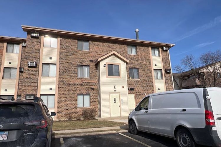 18 Echo Ct #7 Vernon Hills, IL 60061, Lake County