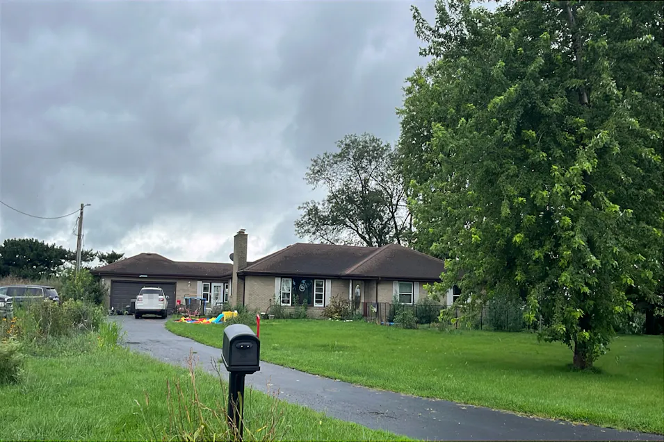 1226 N 36th Road Ottawa, IL 61350, Lasalle County