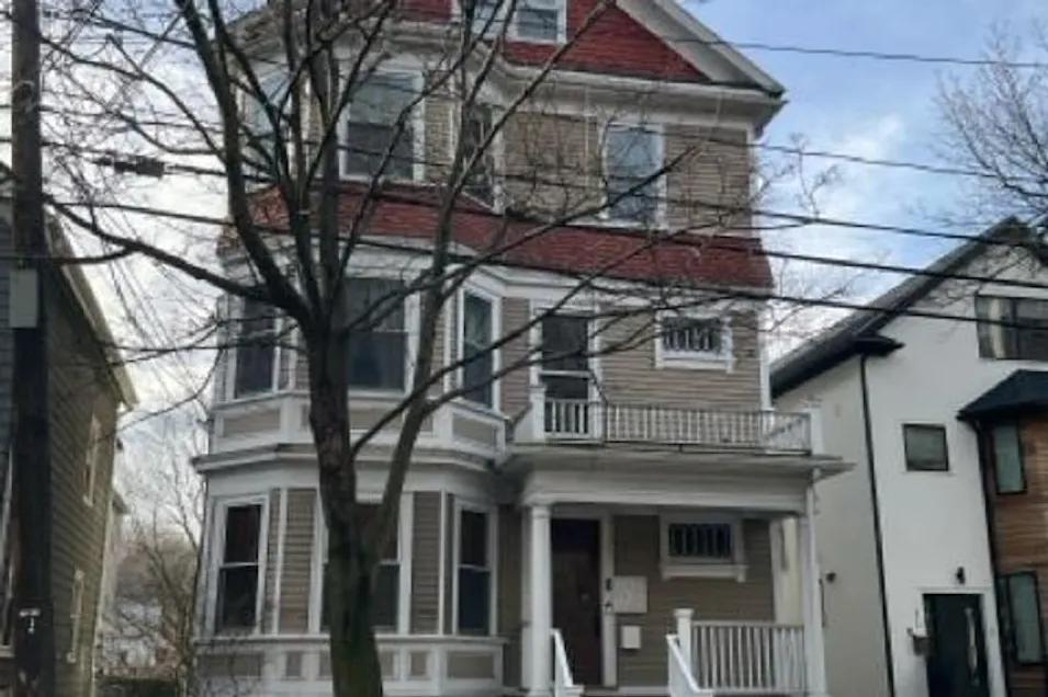 639 Chestnut Hill Avenue Unit #2 Brookline, MA 02445, Norfolk County
