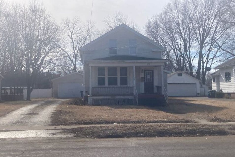 318 W Peru St Princeton, IL 61356, Bureau County