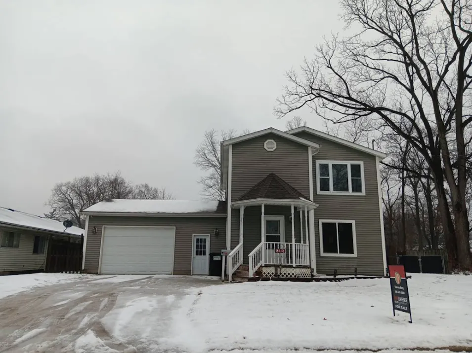 212 Darrow St Clio, MI 48420, Genesee County