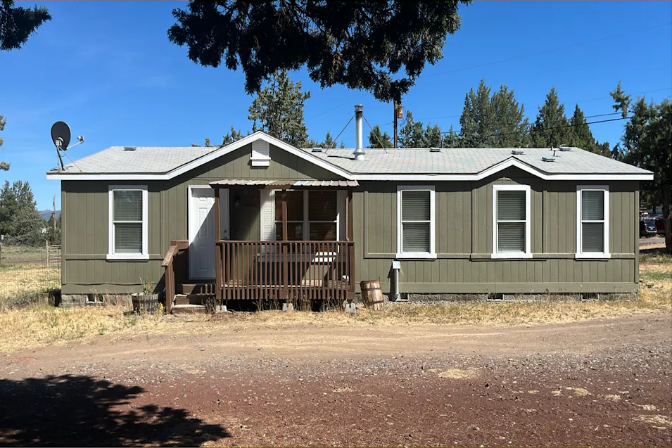 12851 SW Cinder Dr Terrebonne, OR 97760, Jefferson County