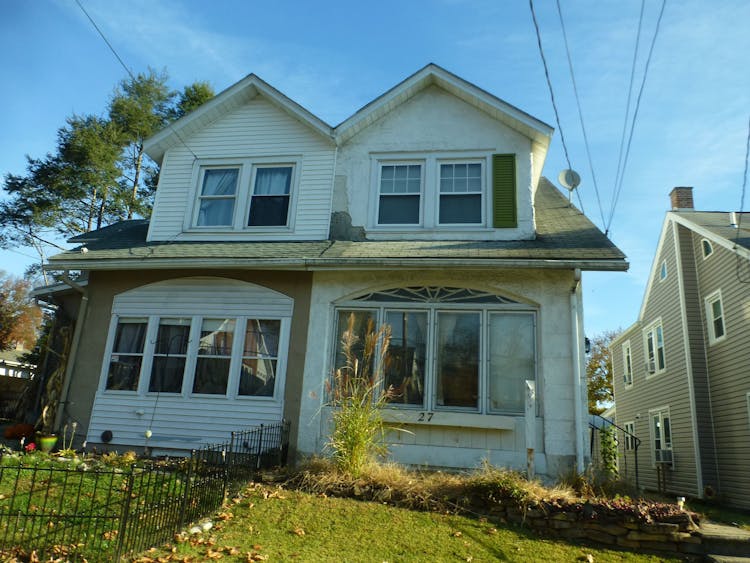 29 W. 2nd St Boyertown, PA 19512, Berks County