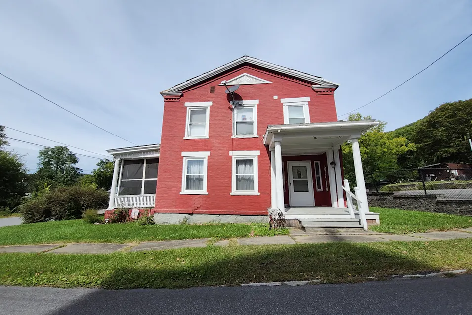 4 Wheeler Avenue Whitehall, NY 12887, Washington County