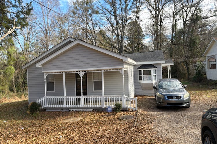 619 Jenkins St Lagrange, GA 30240-4227, Troup County