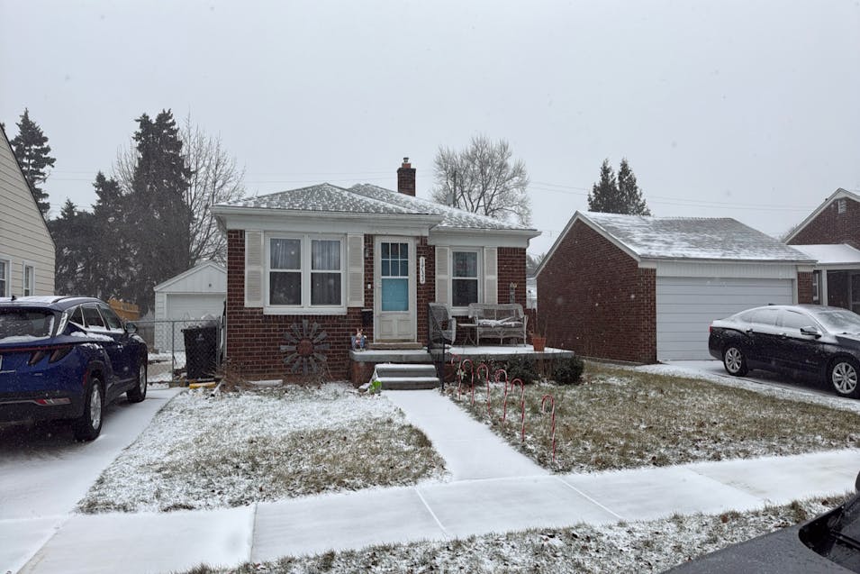 1733 Elm St Wyandotte, MI 48192, Wayne County