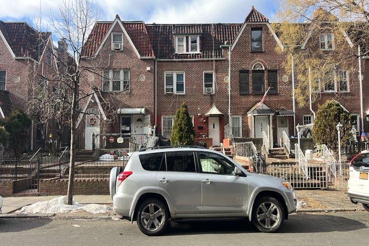 37-46 79th Street Jackson Heights, NY 11372, Queens County