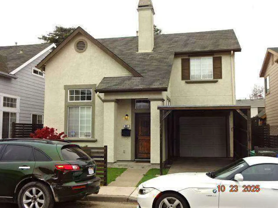 991 Village Cir Oakland, CA 94607, Alameda County