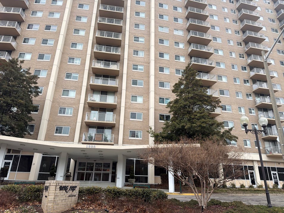 1225 Martha Custis Dr # 604 Alexandria, VA 22302, City of Alexandria County