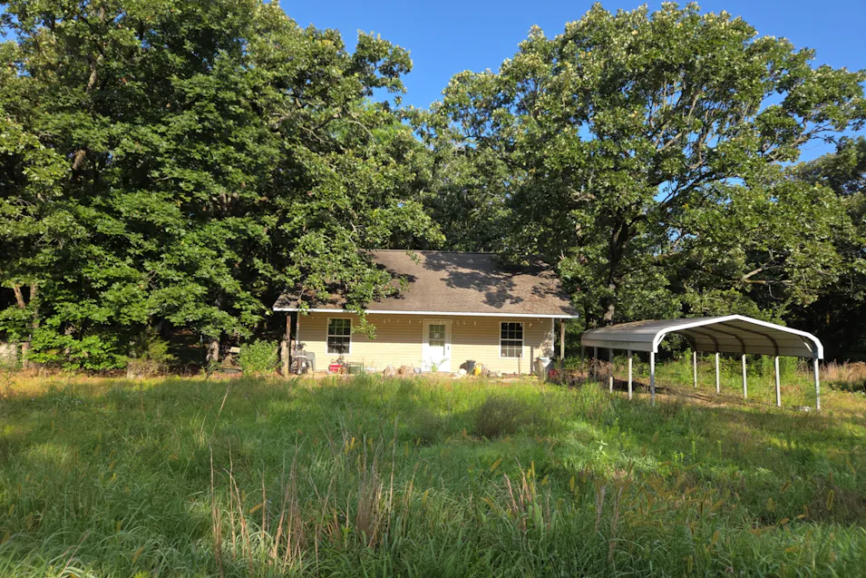 210 Private Road 3013 Altus, AR 72821, Johnson County