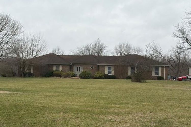 3299 Martin Rd Newburgh, IN 47630-8684, Warrick County