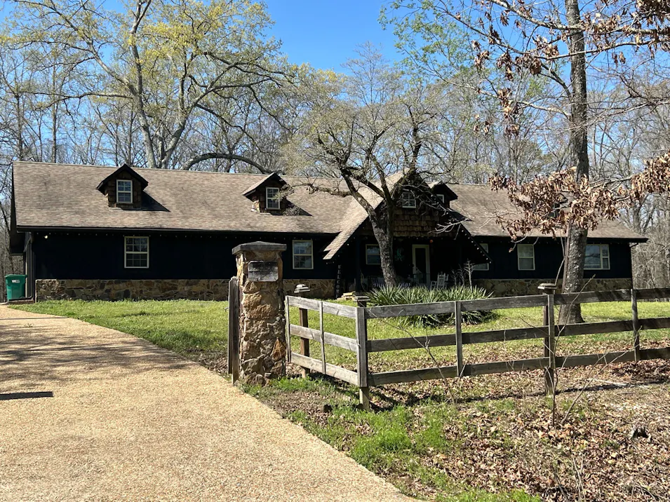 2214 County Line Rd Little Rock, AR 72210, Saline County