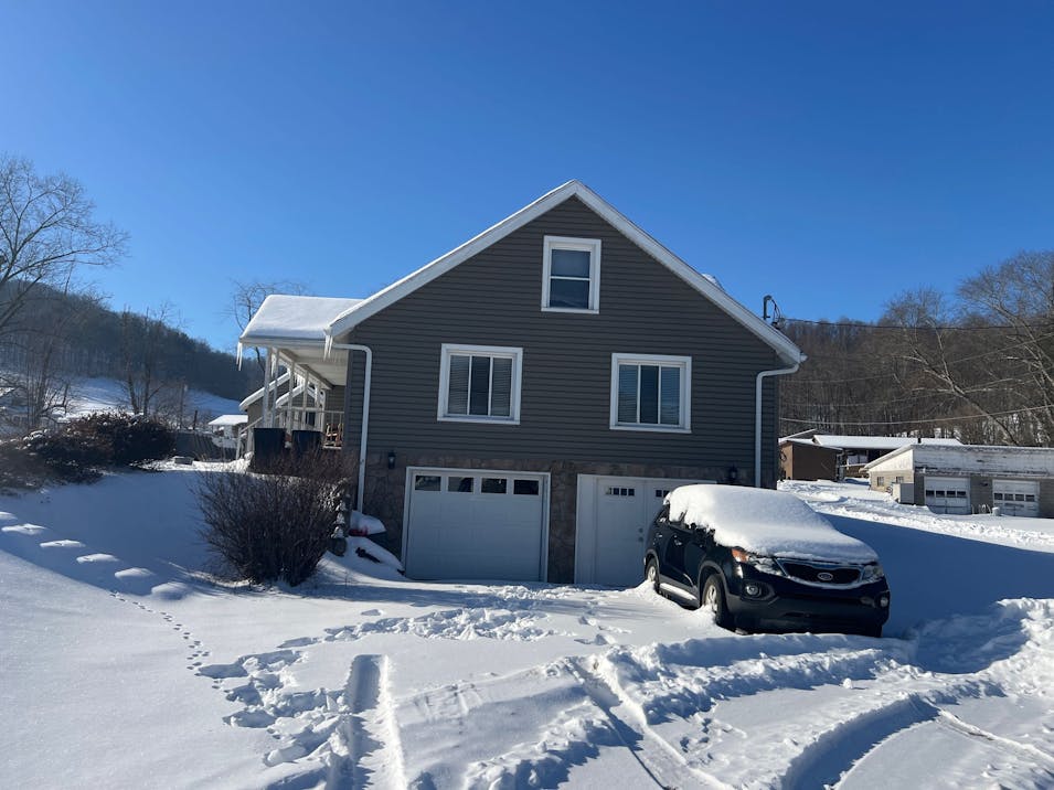 6465 Mason Dixon Highway Blacksville, WV 26521, Monongalia County