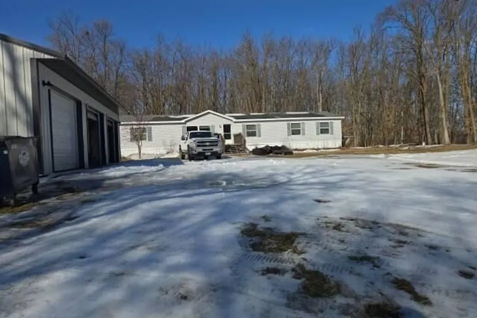 33507 230th Av Erhard, MN 56534, Otter Tail County