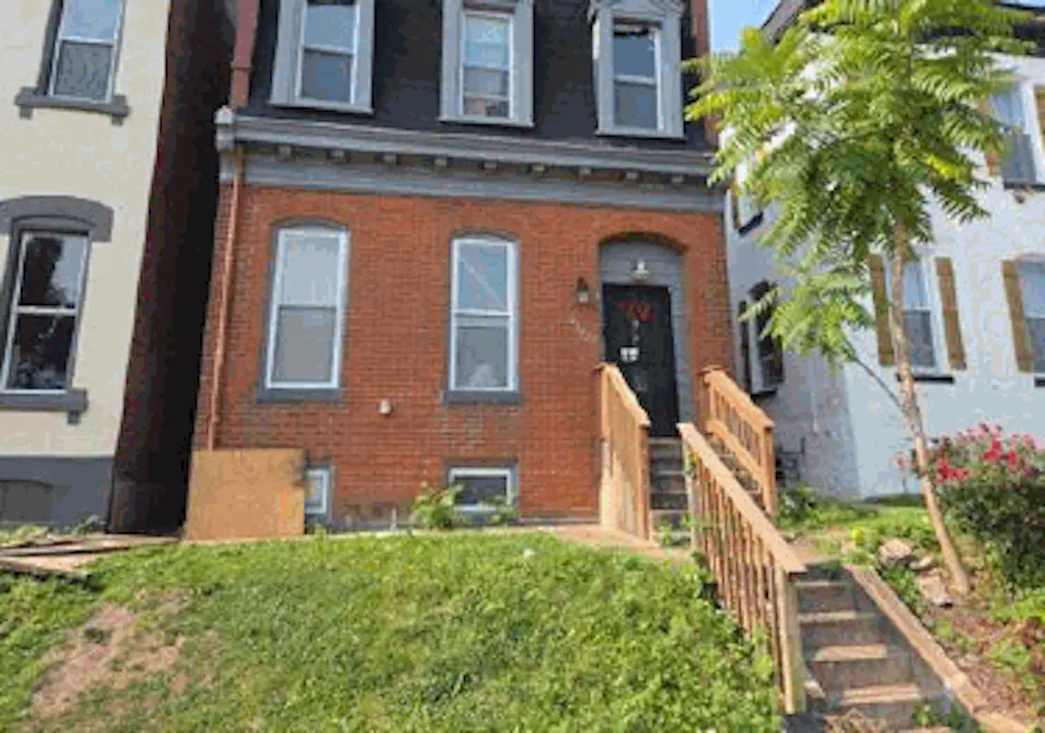 2852 Arsenal St Saint Louis, MO 63118, St. Louis County