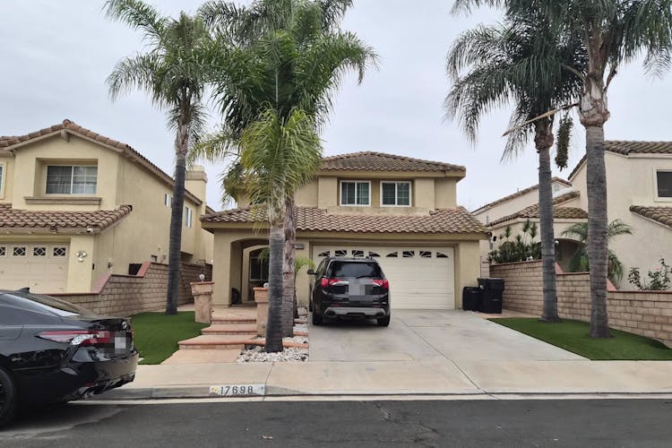 17698 Streamside Ln Riverside, CA 92503, Riverside County