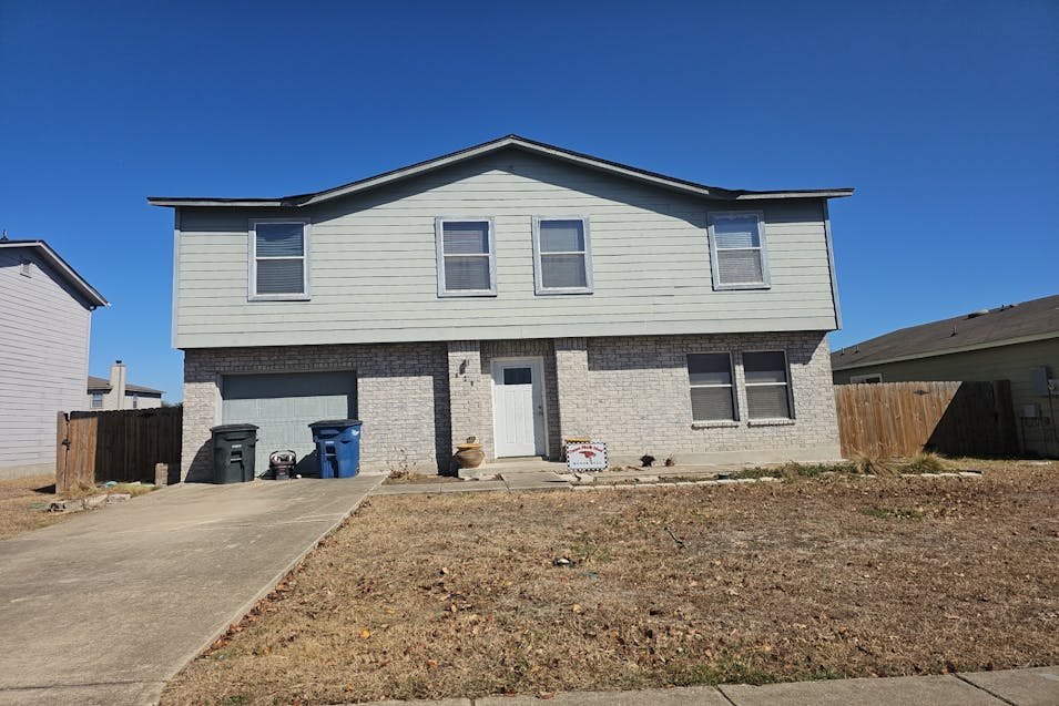 620 NW Crossing Dr New Braunfels, TX 78130, Comal County