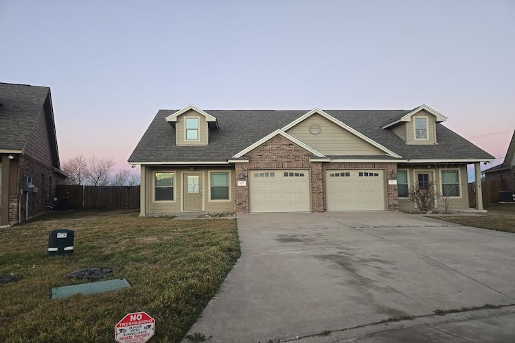 105 Stockton Family Court Jarrell, TX 76537, Williamson County