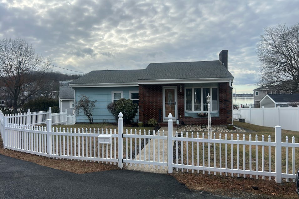 17 Beach Road Weymouth (North Weymouth), MA 02191, Norfolk County