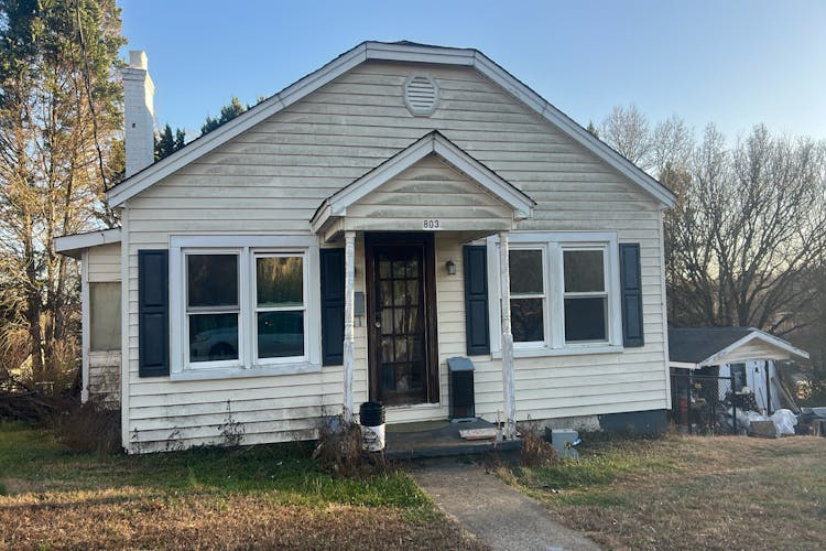 803 South Grove Street Lincolnton, NC 28092, Lincoln County