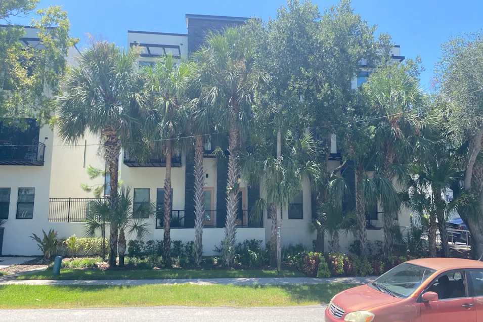 4810 W McElroy Ave, Unit 5 Tampa, FL 33611, Hillsborough County