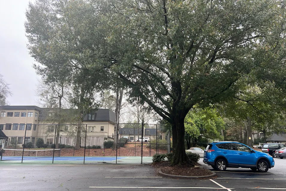 162 Lablanc Way NW Atlanta, GA 30327, Fulton County