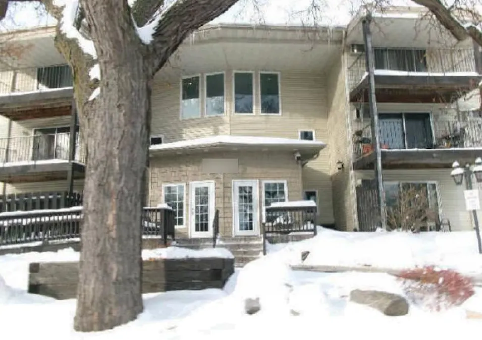 10211 Cedar Lake Rd 109 Minnetonka, MN 55305, Hennepin County