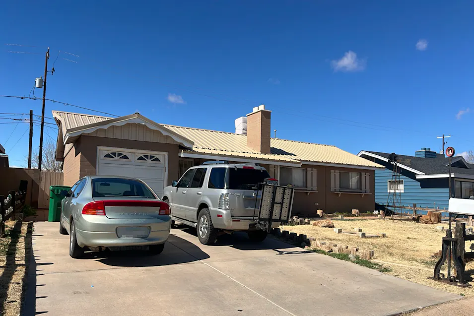 117 Maricopa Dr Winslow, AZ 86047, Navajo County