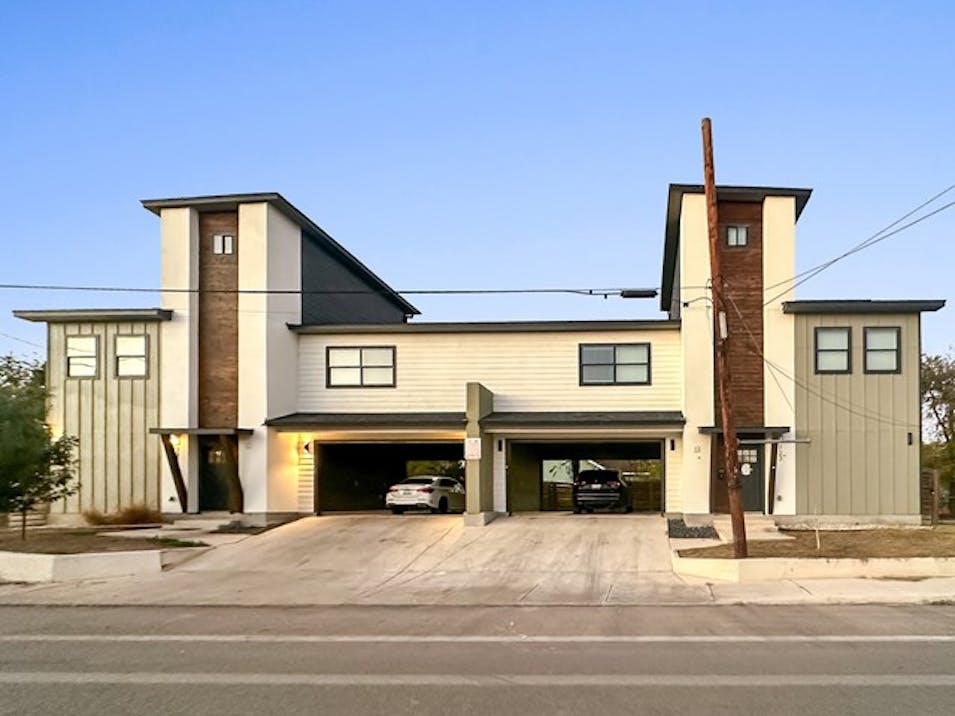 721 & 723 Iowa St San Antonio, TX 78203, Bexar County